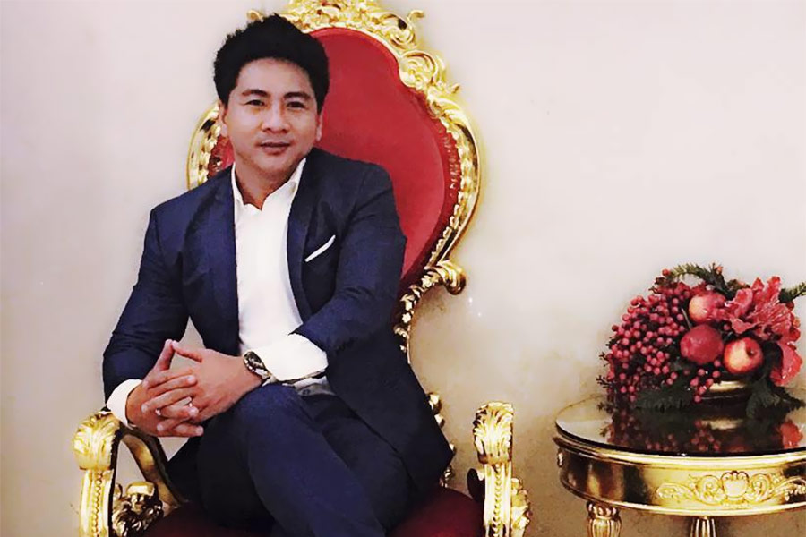 Thầy Seb Trần