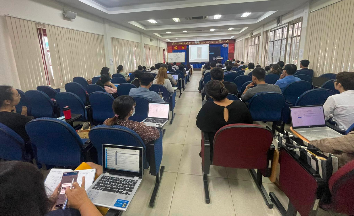 Dao Tao Digital Marketing Dh Mo07